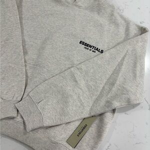 ESSENTIALS Fear of God Light Gray Pullover Hoodie Men’s Long Sleeve Logo